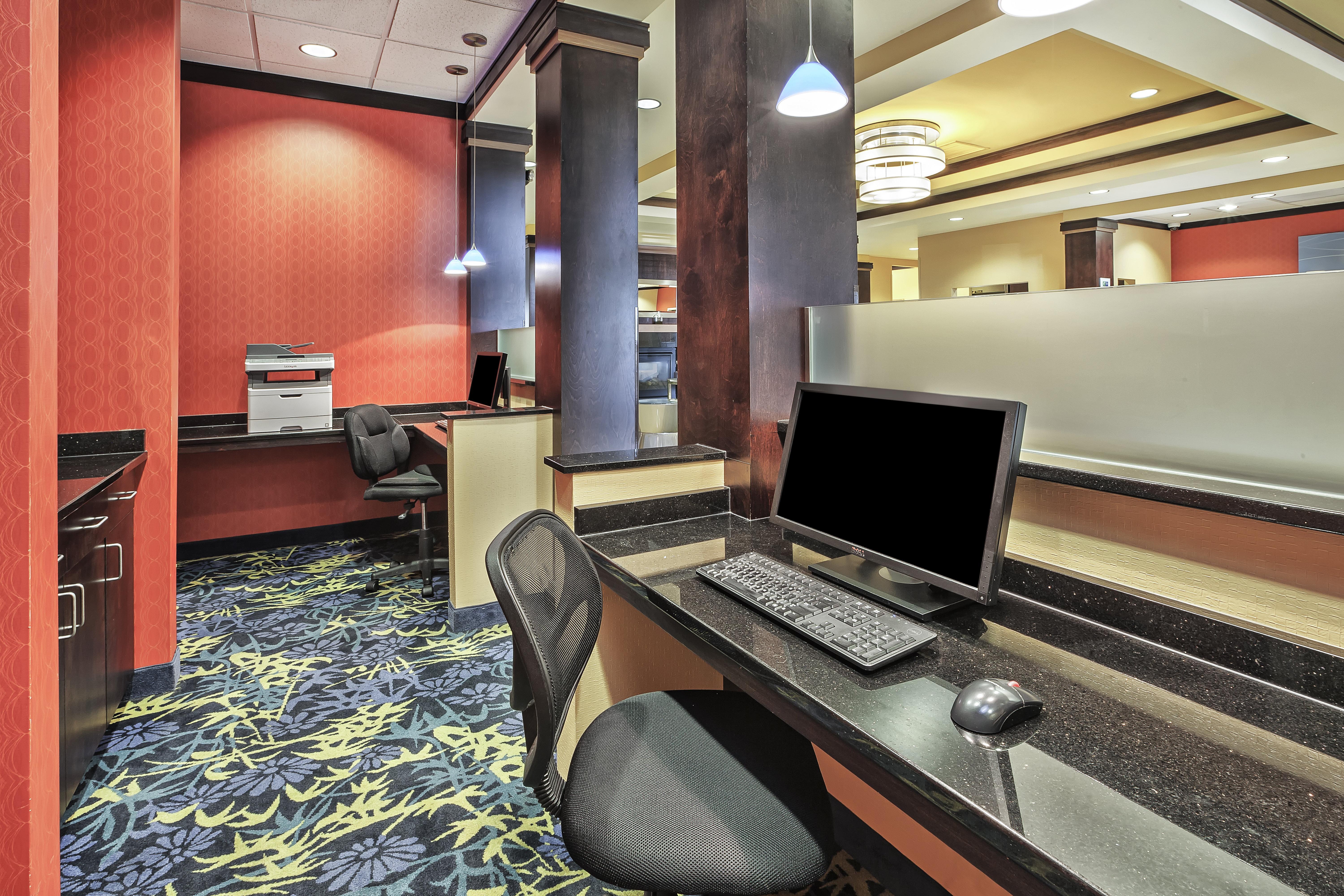 Holiday Inn Express & Suites Dayton South - I-675 By Ihg Shanersville Exterior foto