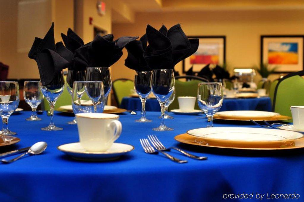 Holiday Inn Express & Suites Dayton South - I-675 By Ihg Shanersville Restaurant foto